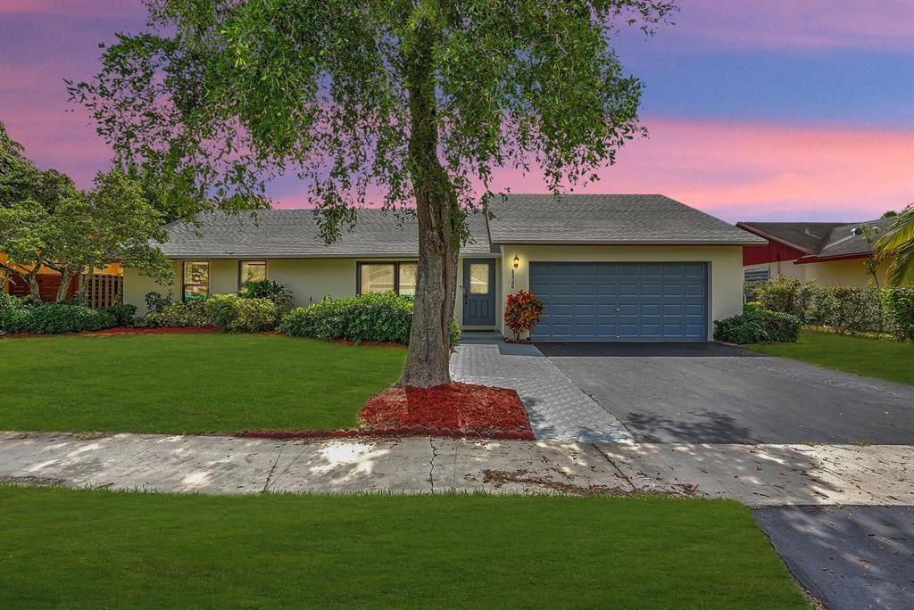 MLS #F10533031 image #0