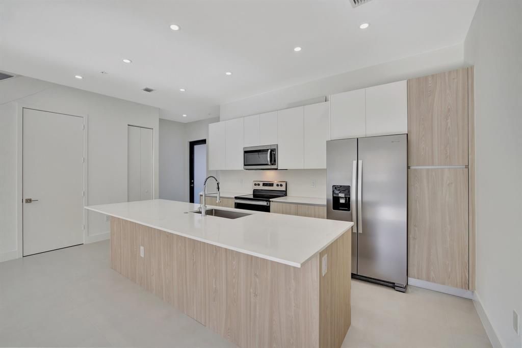 MLS #F10533415 image #0