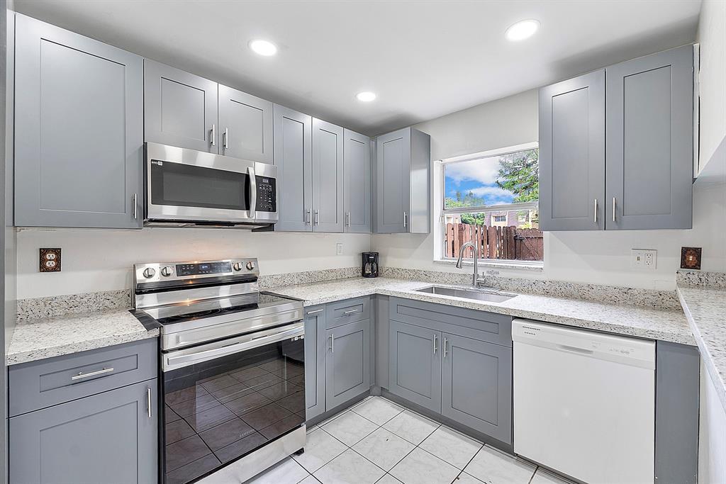 MLS #F10533736 image #0