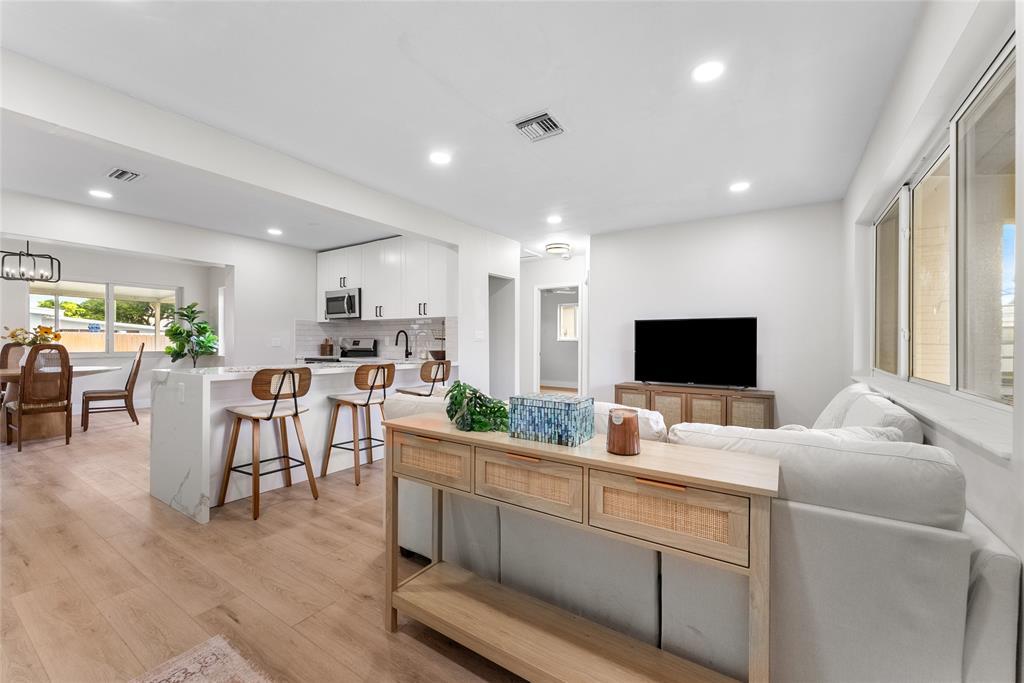 MLS #F10535922 image #0