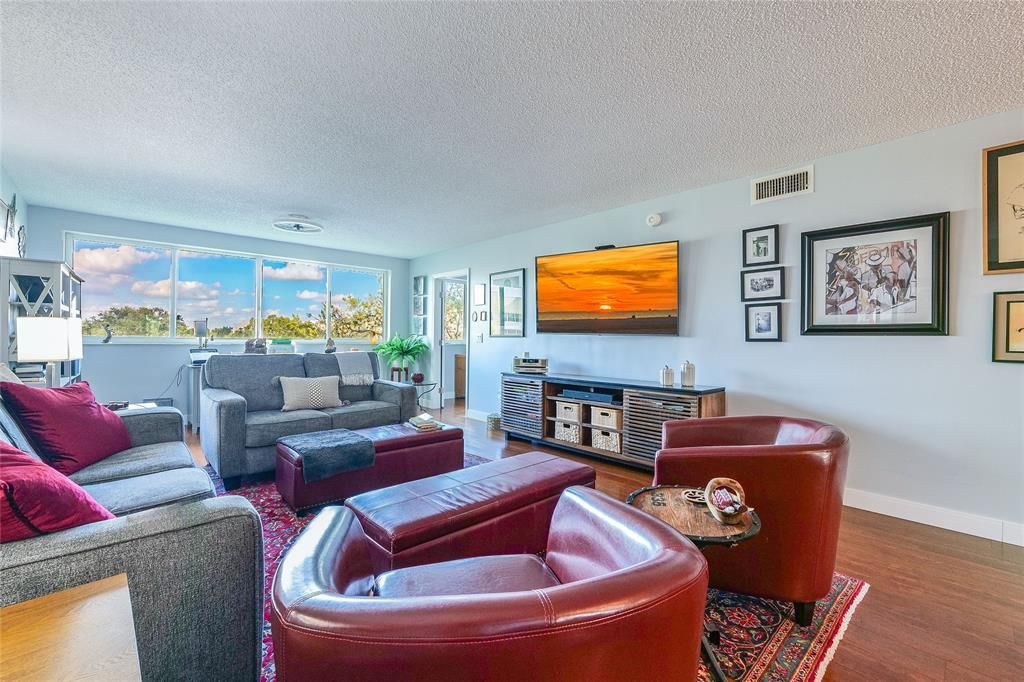 MLS #F10537472 image #0