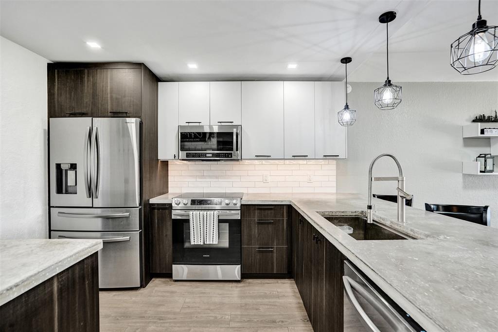 MLS #F10537527 image #0