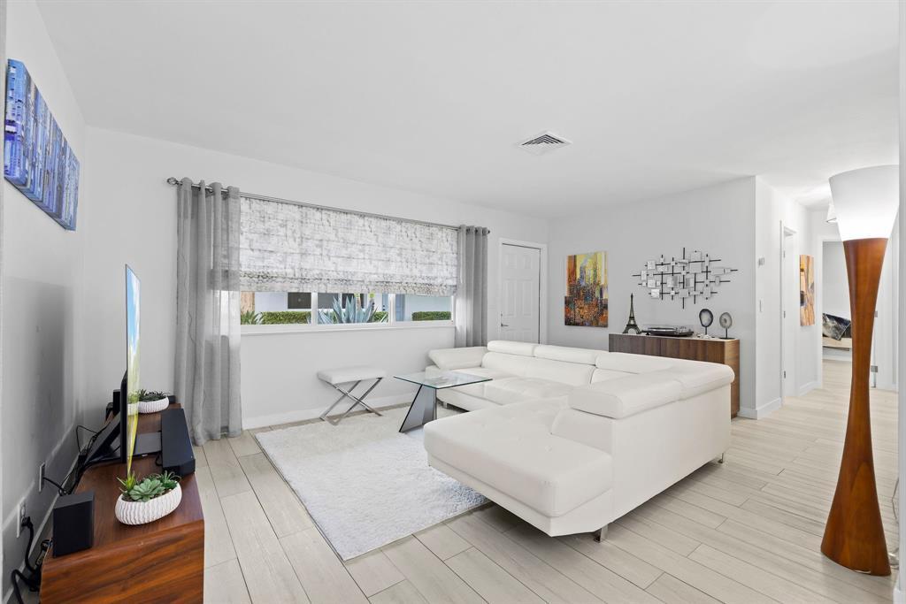 MLS #F10540591 image #0