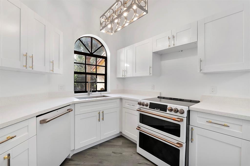 MLS #F10541378 image #0