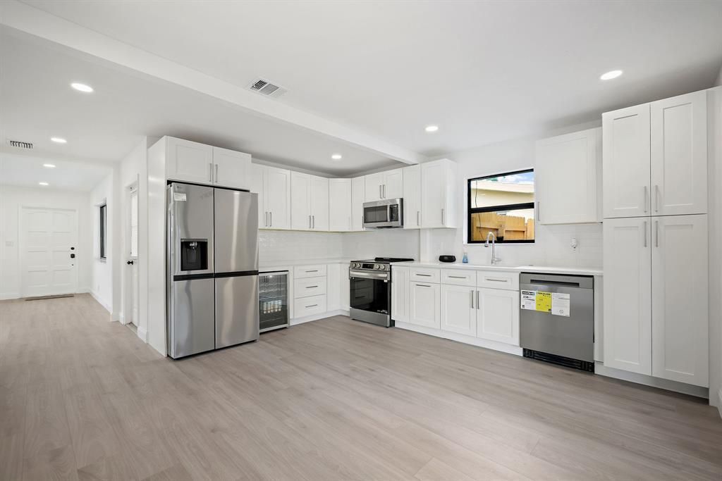 MLS #F10541645 image #0