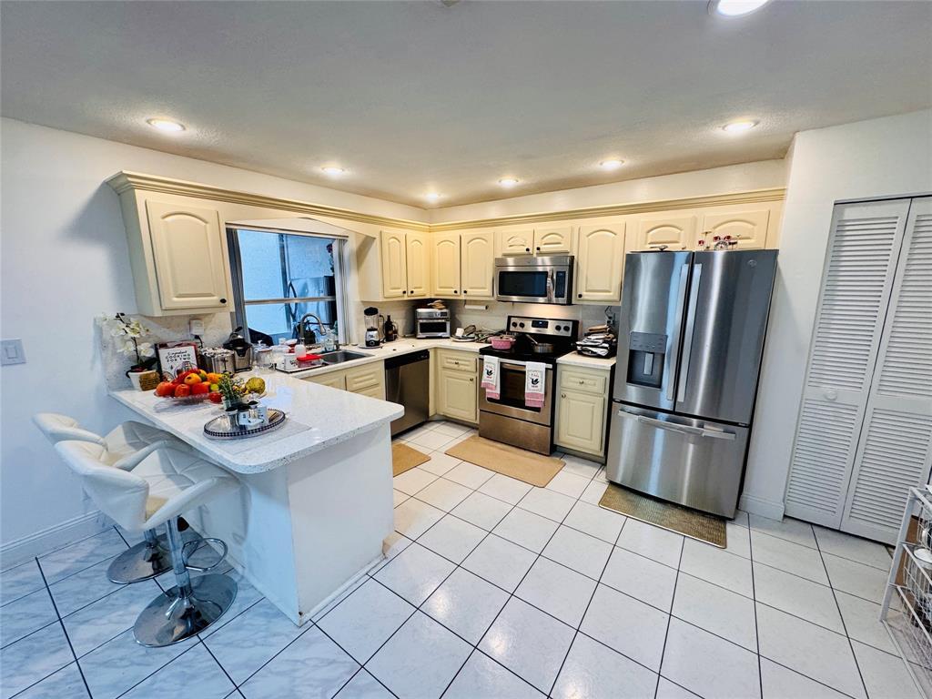 MLS #F10542072 image #0