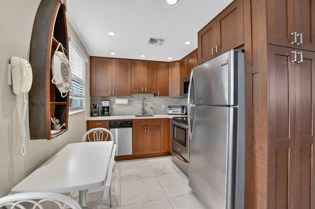 MLS #F10542261 image #0