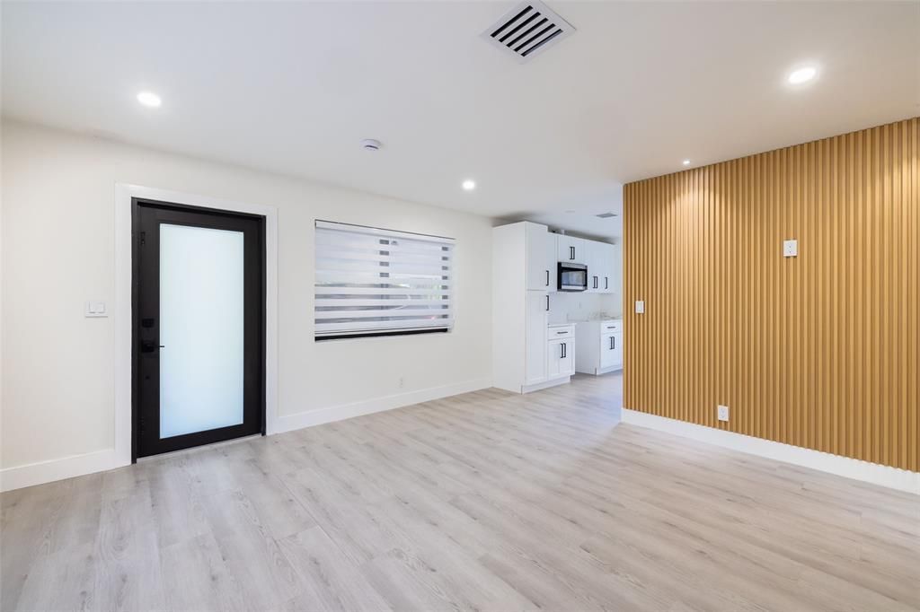 MLS #F10542271 image #0