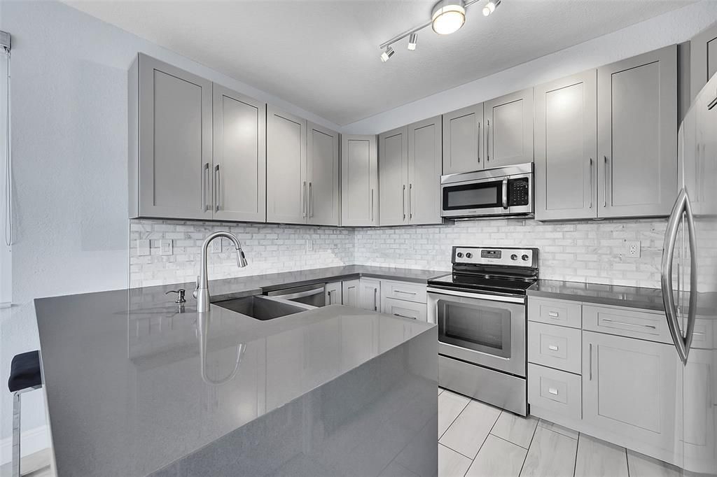 MLS #F10542907 image #0