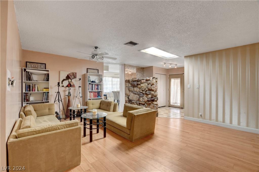 MLS #2573087 image #0