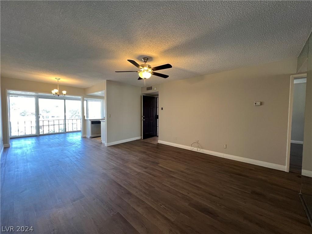 MLS #2586104 image #0