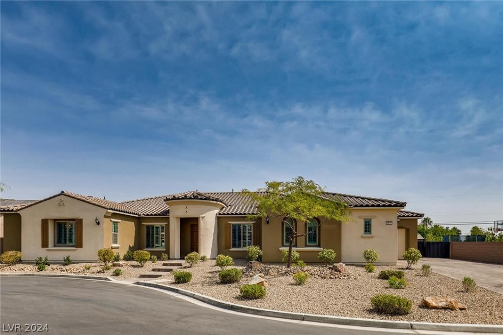 MLS #2587382 image #0