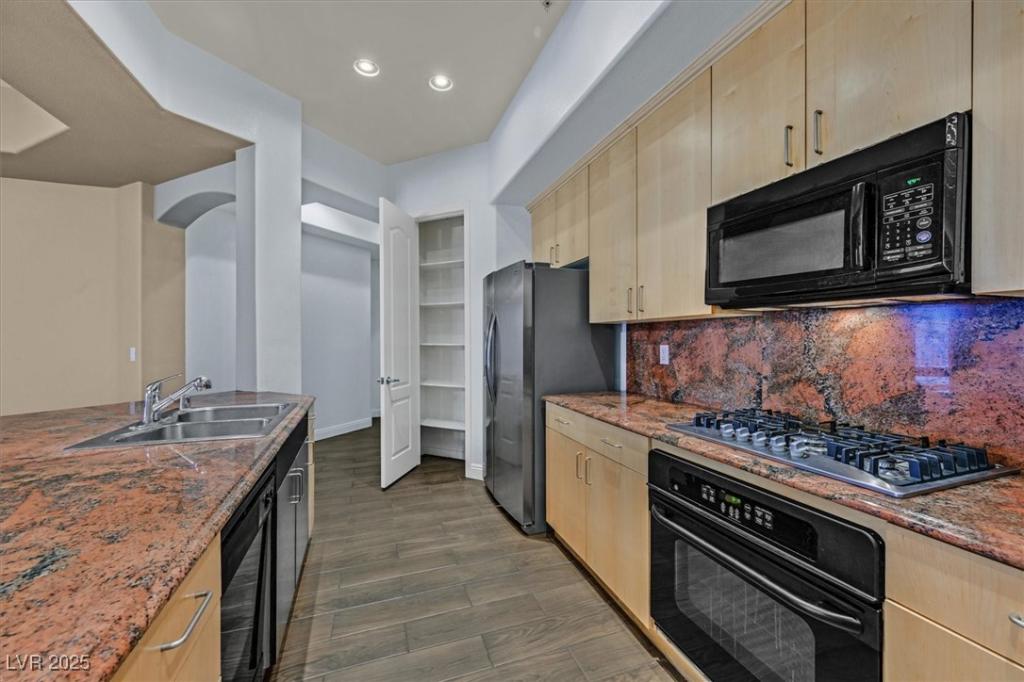 MLS #2646398 image #0