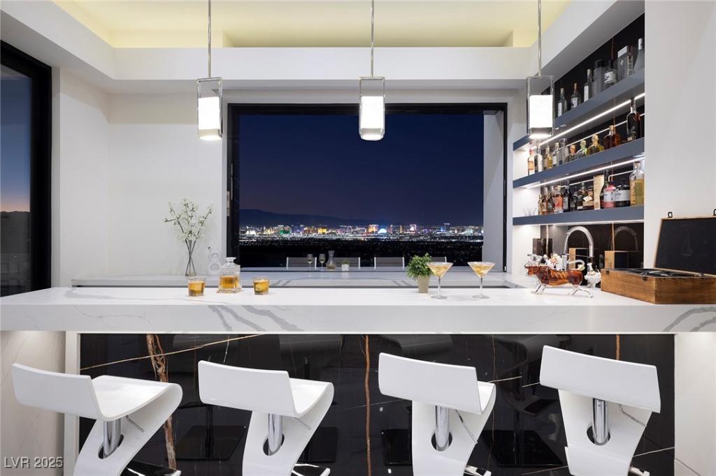 MLS #2659759 image #0