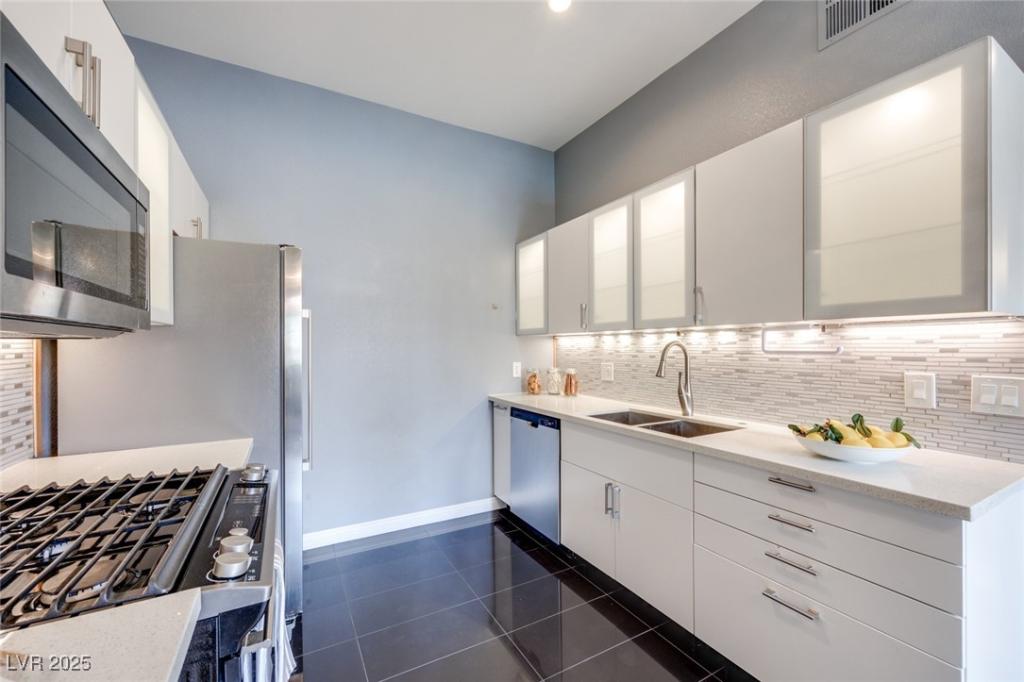 MLS #2661724 image #0