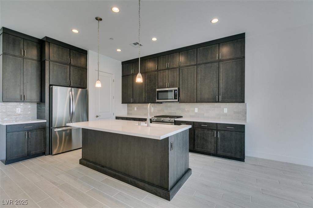 MLS #2666223 image #0