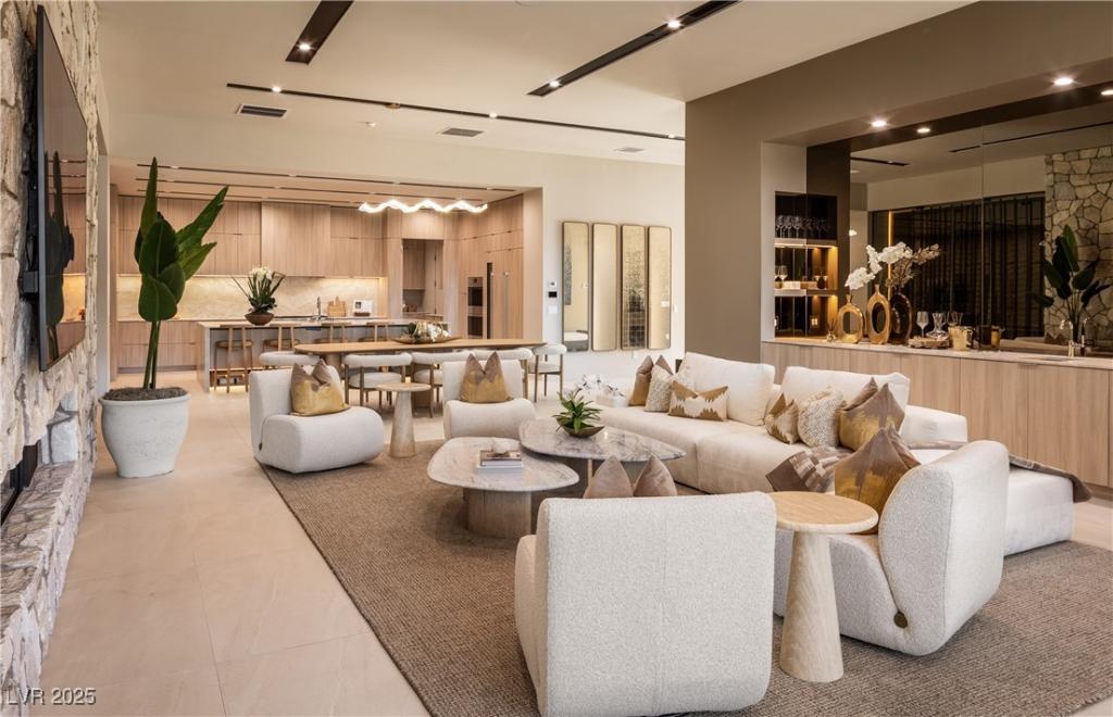 MLS #2668829 image #0