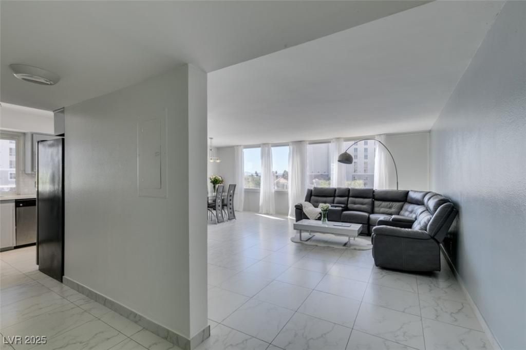 MLS #2669142 image #0