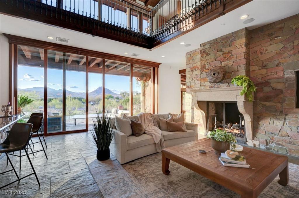 MLS #2670414 image #0