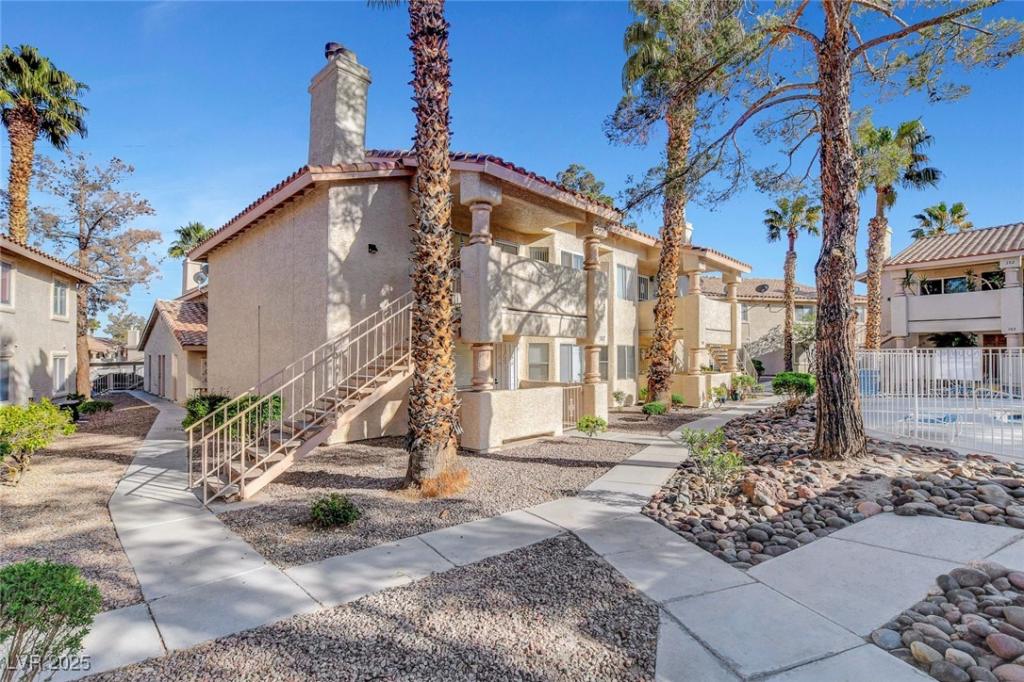 MLS #2674318 image #0