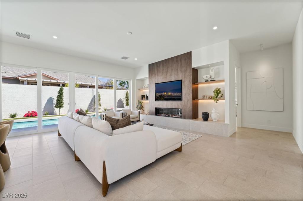 MLS #2676895 image #0