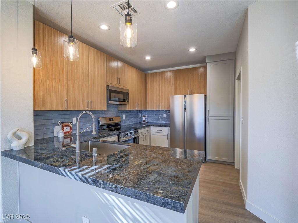 MLS #2684808 image #0