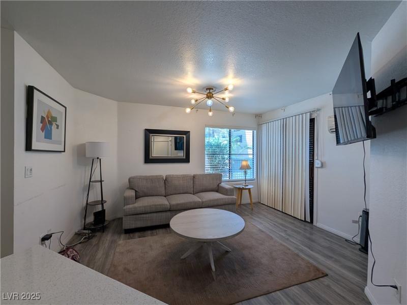 MLS #2685021 image #0