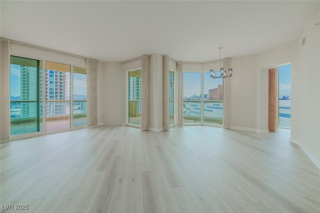 MLS #2687972 image #0