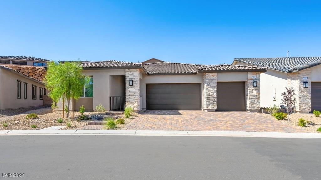 MLS #2688076 image #0