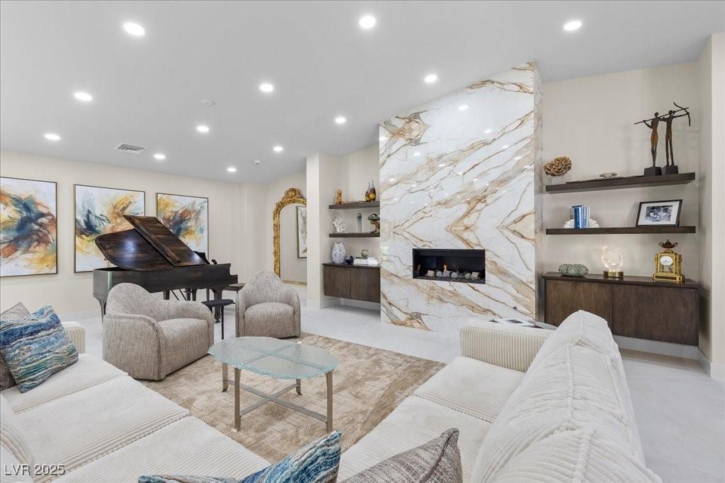 MLS #2688670 image #0