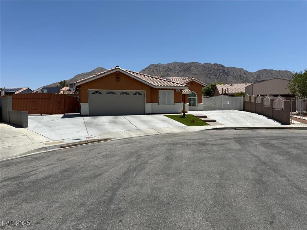 MLS #2689399 image #0