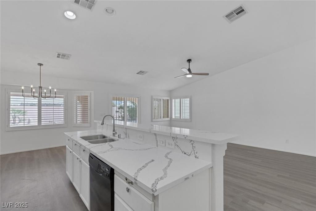 MLS #2690102 image #0