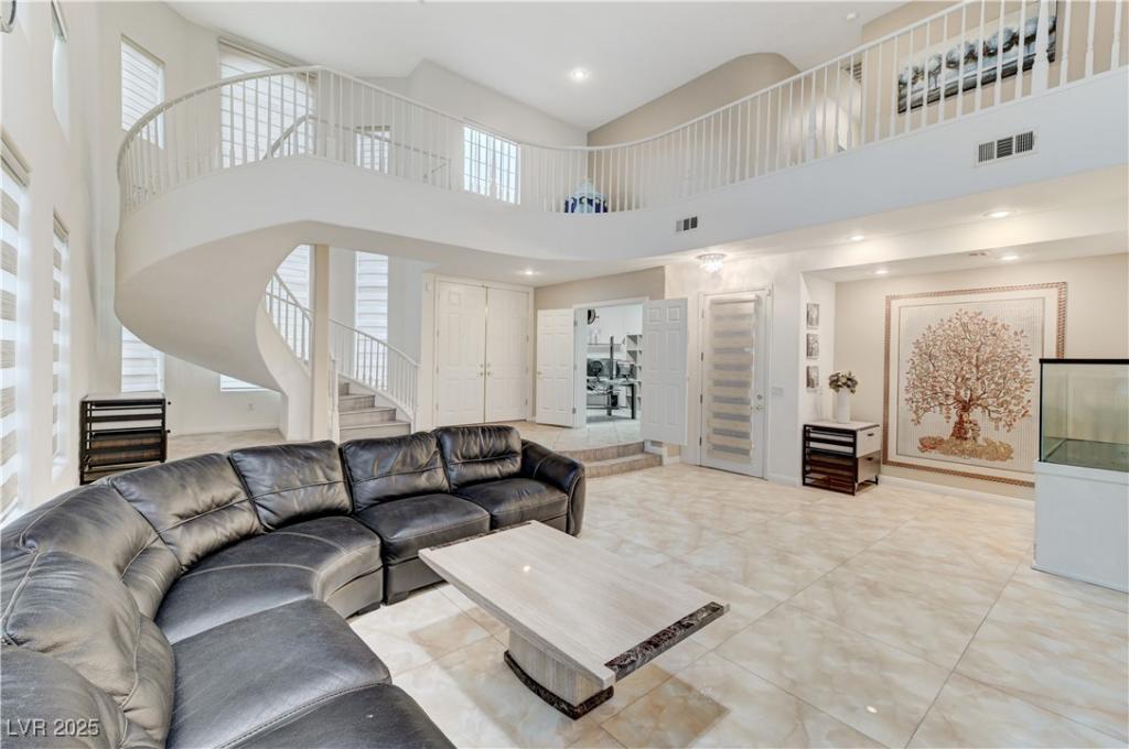 MLS #2690674 image #0