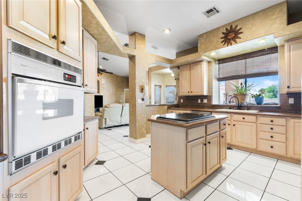 MLS #2690896 image #0