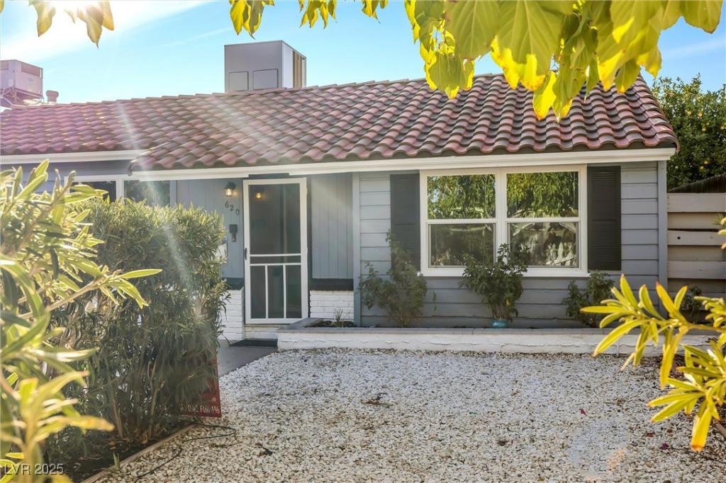 MLS #2691073 image #0