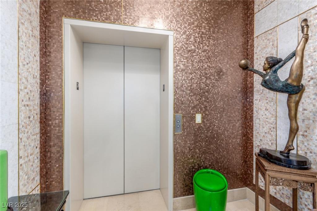 MLS #2691298 image #0