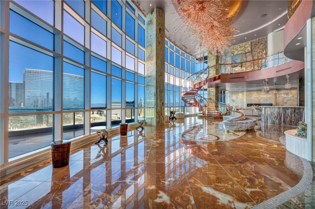 MLS #2692592 image #0