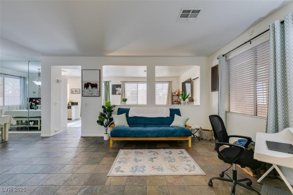 MLS #2692892 image #0