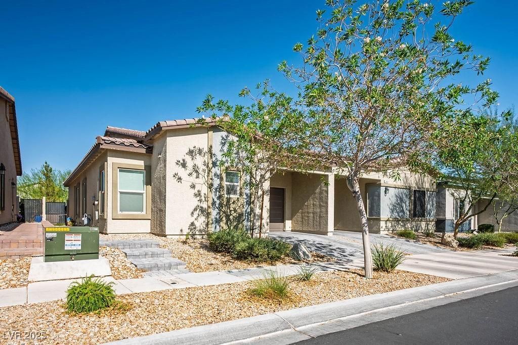 MLS #2693227 image #0