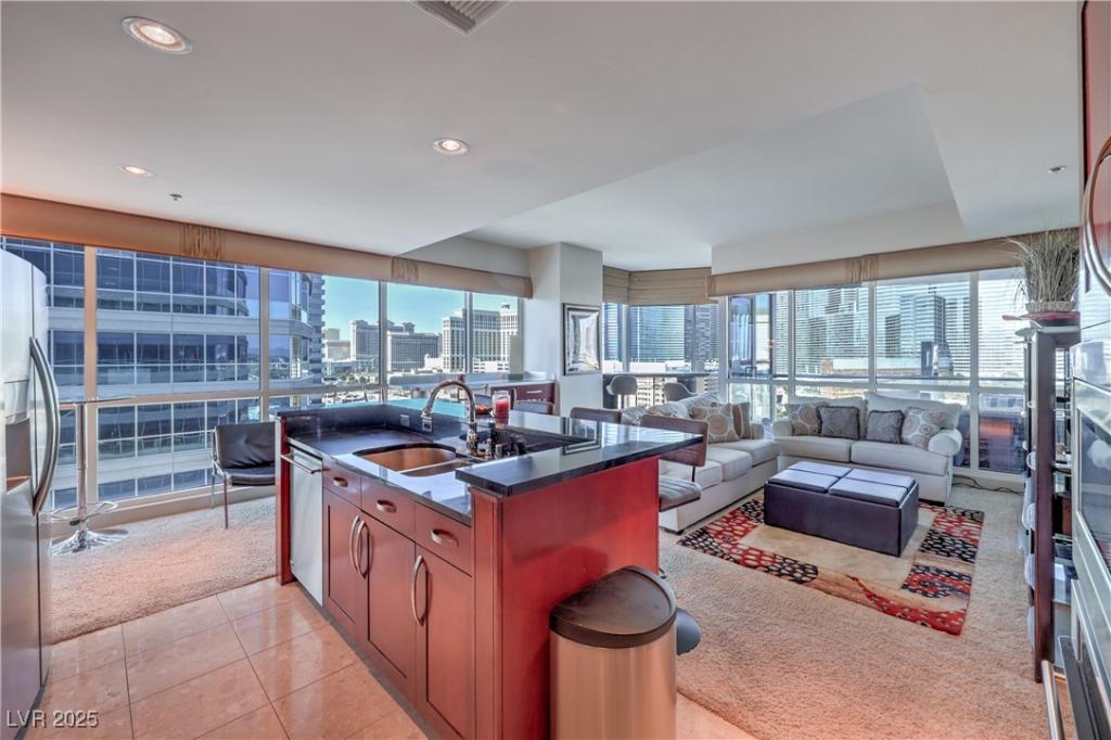 MLS #2693893 image #0