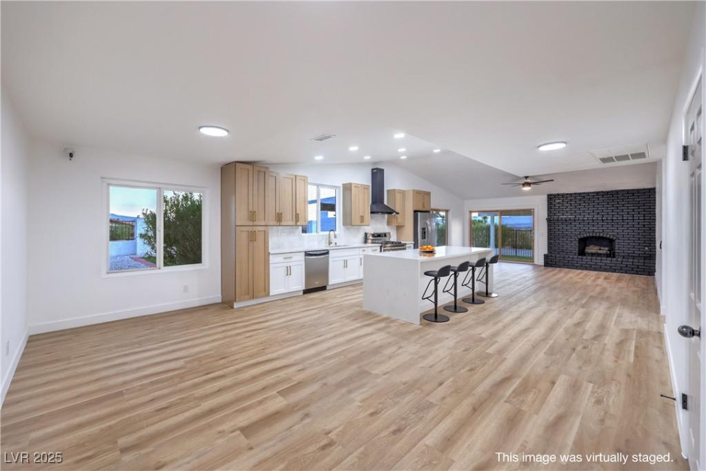 MLS #2694342 image #0