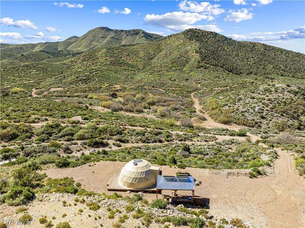 MLS #2694376 image #0