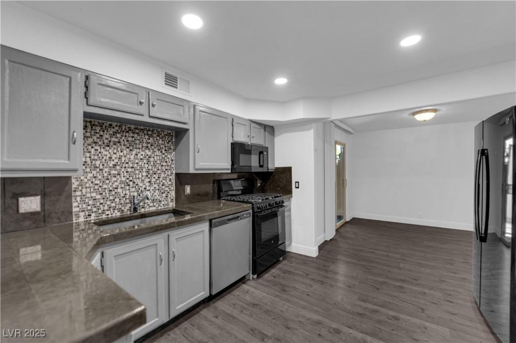 MLS #2694694 image #0