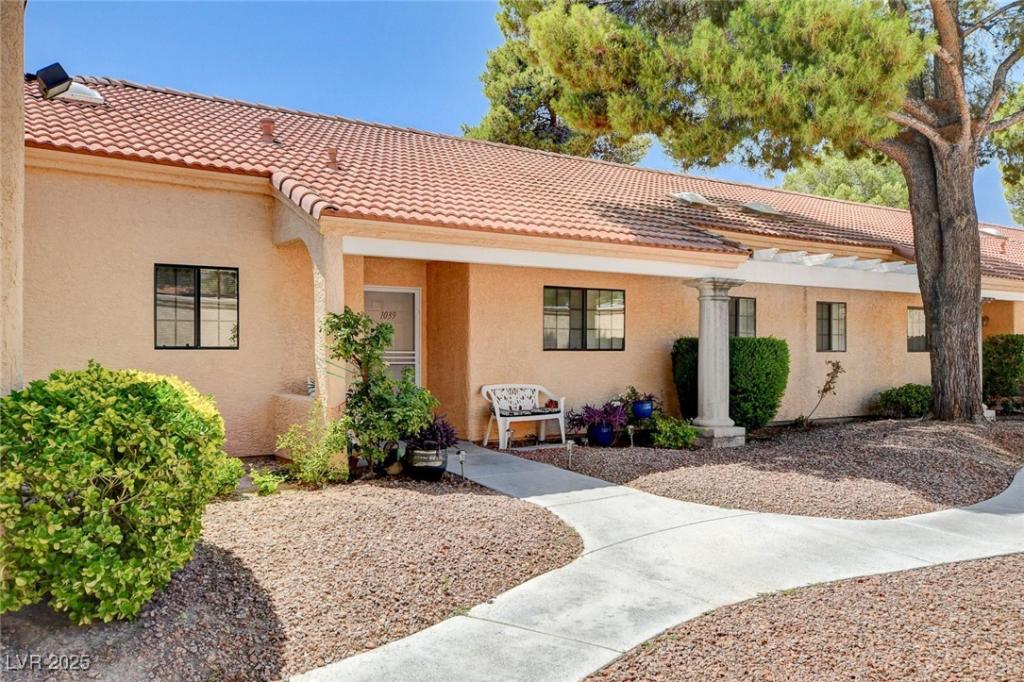 MLS #2695954 image #0