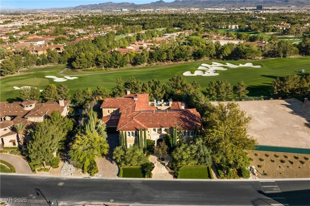 MLS #2696093 image #0