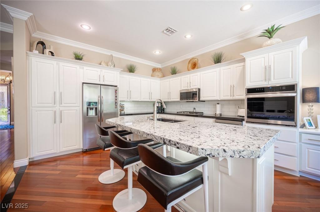 MLS #2696625 image #0