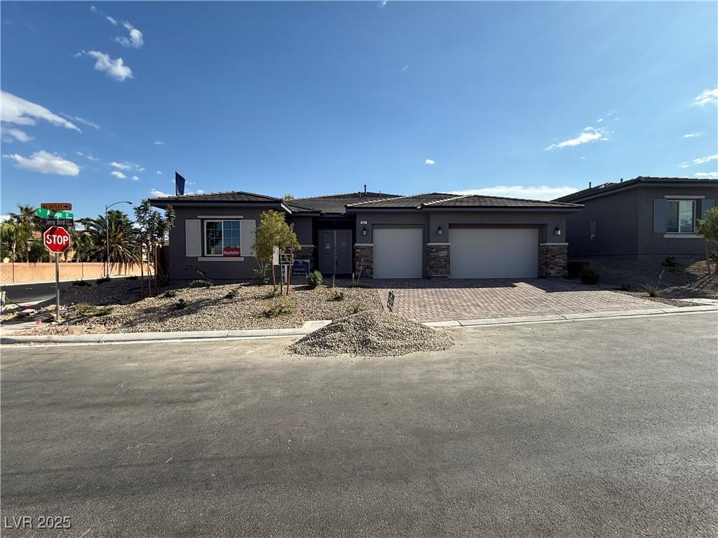 MLS #2696892 image #0