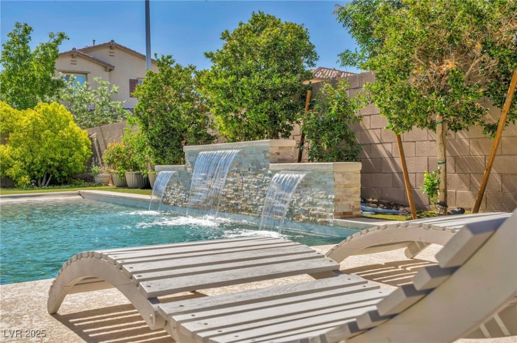 MLS #2697156 image #0