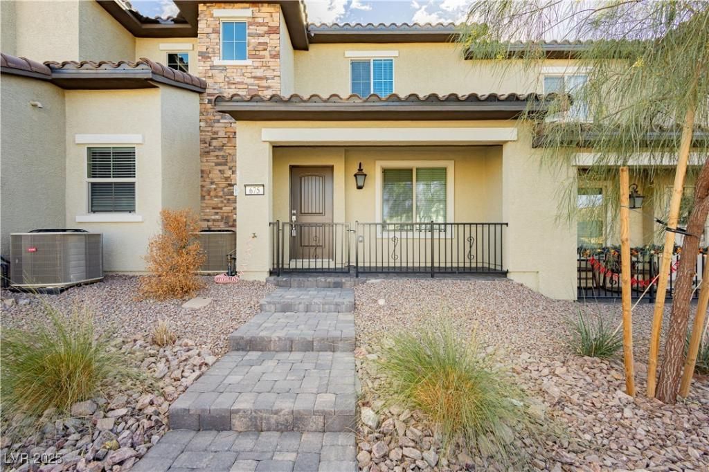 MLS #2697569 image #0