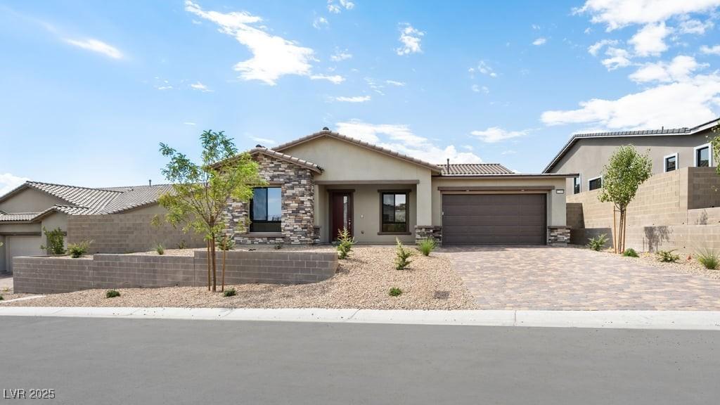 MLS #2700392 image #0